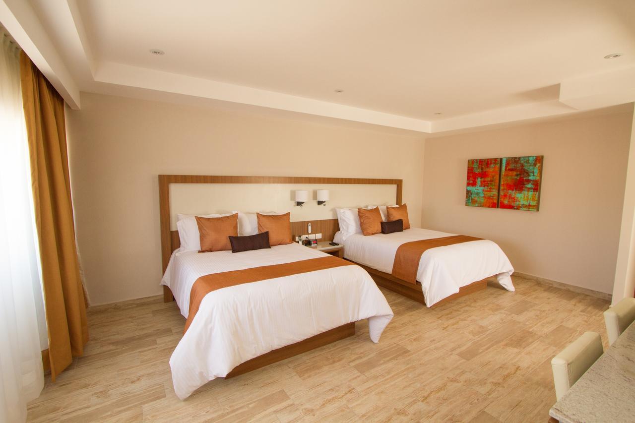לאון Hotel Soleil Business Class מראה חיצוני תמונה